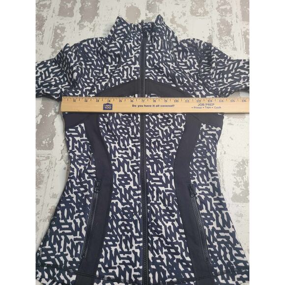 2764 Lululemon Navy Define Full Zip Jacket Women's Size 2 - Picture 4 of 7